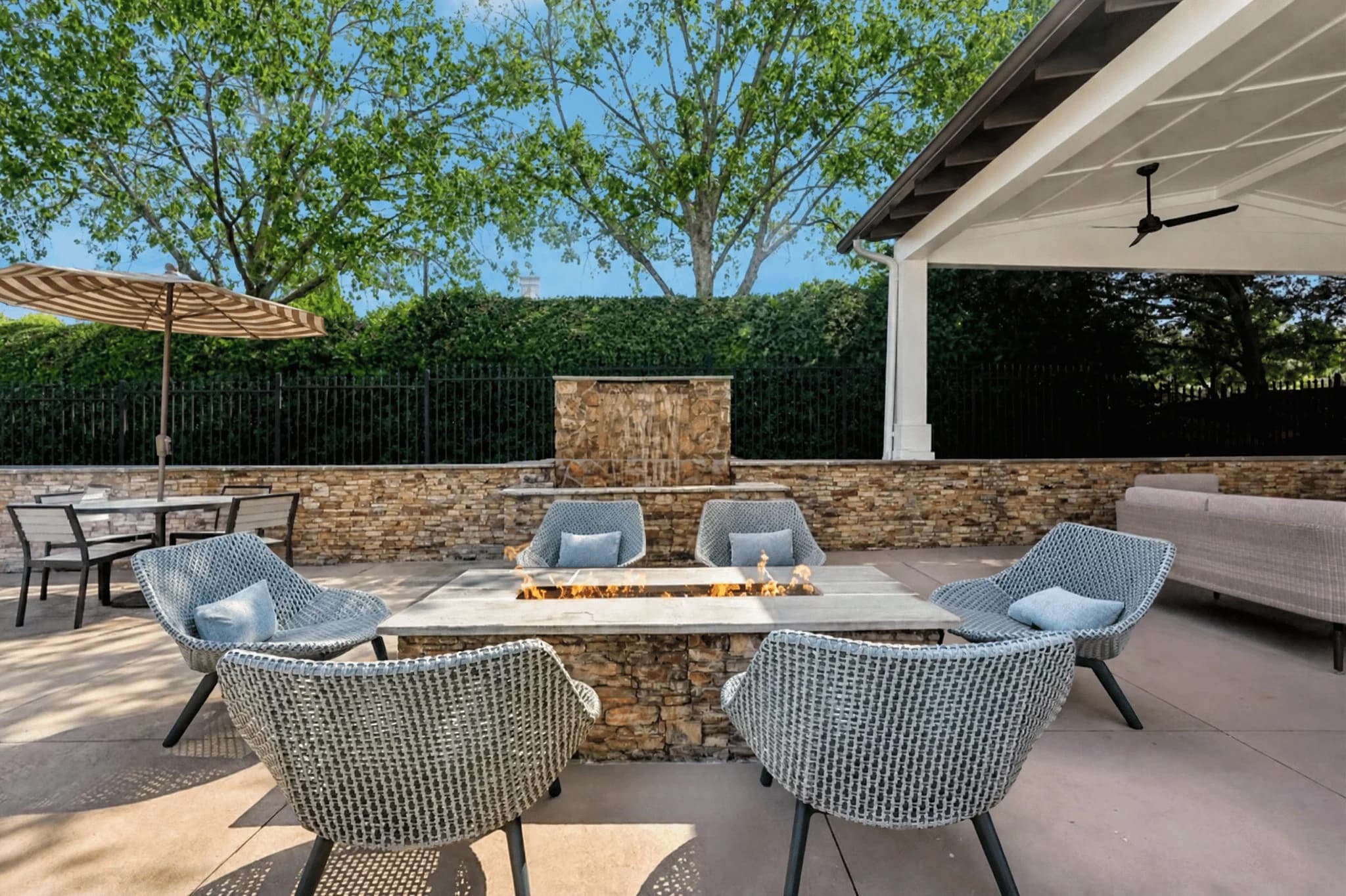 Outdoor Lounge with Fire Pit